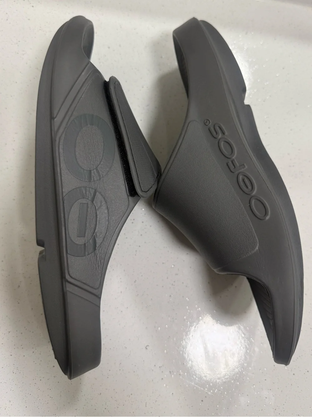 OOFOS Slide Gray Sandals
